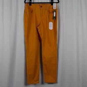 NWT No Boundaries Gold Jade Color Mid Rise Skinny Super Soft Pants Size 15
